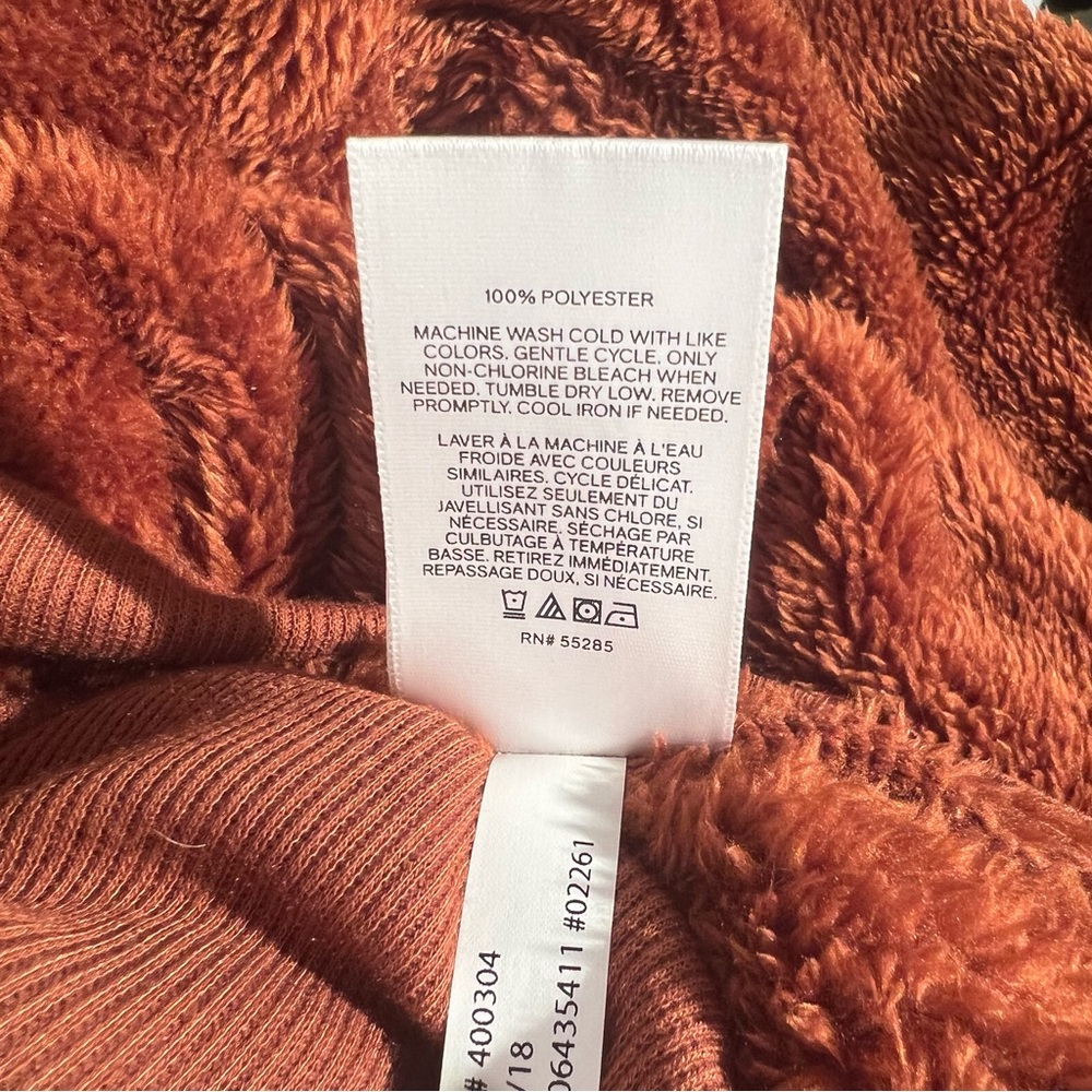 express / rustic orange puffy pullover size medium - Picture 7 of 9